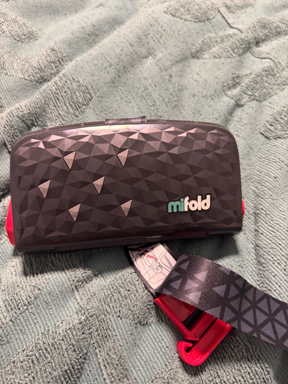 mifold Compact Booster Car Seat - Charcoal